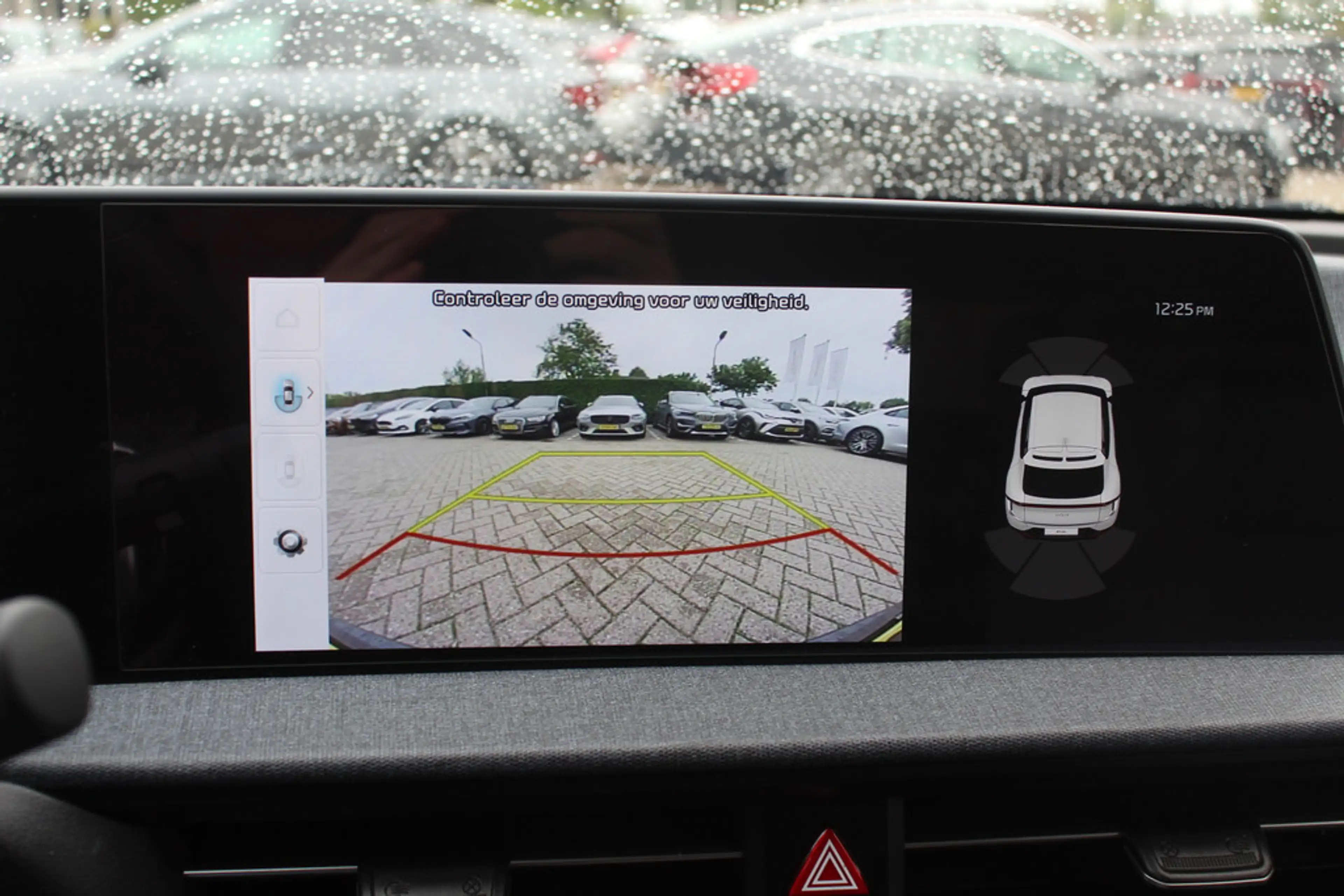 Kia EV6 Light Edition 58 kWh / SOH 100% / Camera / Navigat — photo 13