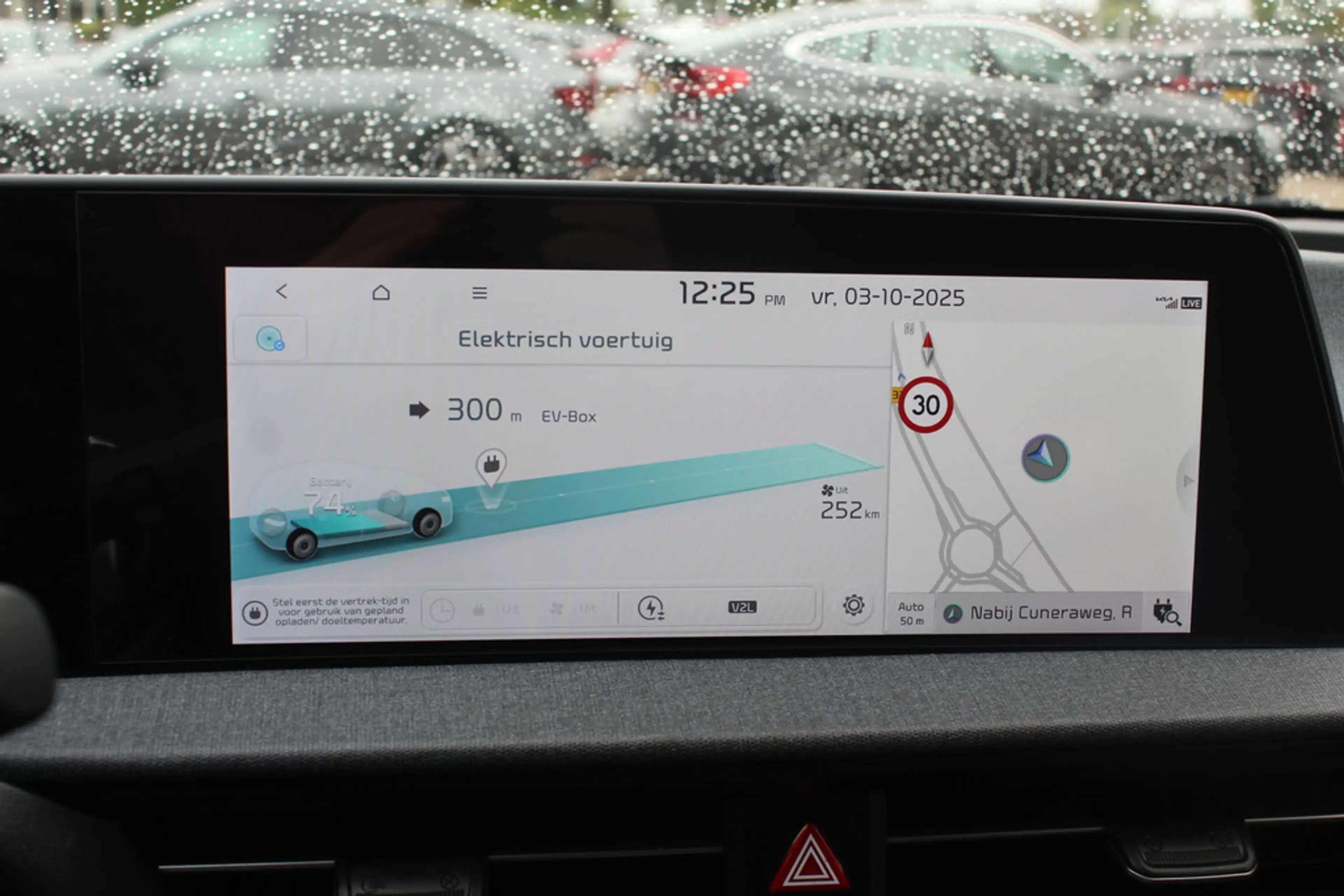 Kia EV6 Light Edition 58 kWh / SOH 100% / Camera / Navigat — photo 11