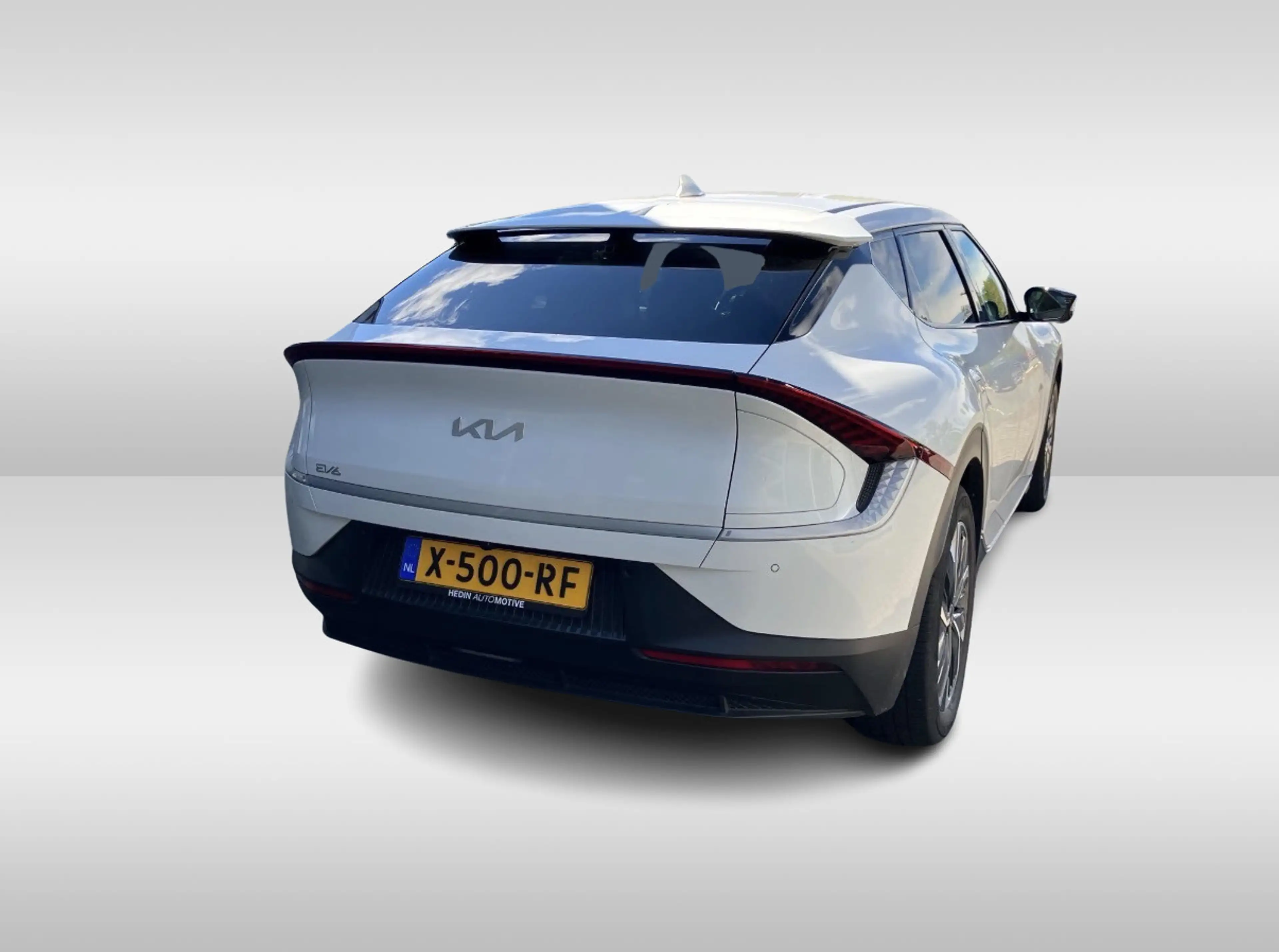 Kia EV6 Light Edition 58 kWh / SOH 100% / Camera / Navigat — photo 3