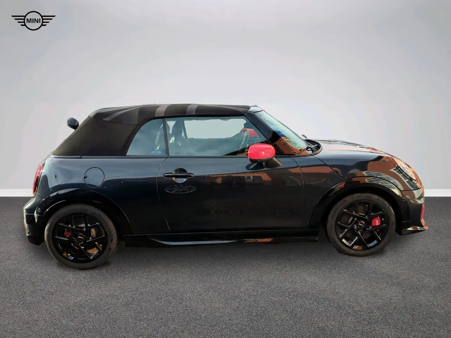 MINI John Cooper Works Cabrio John Cooper Works Trim Серый - 2