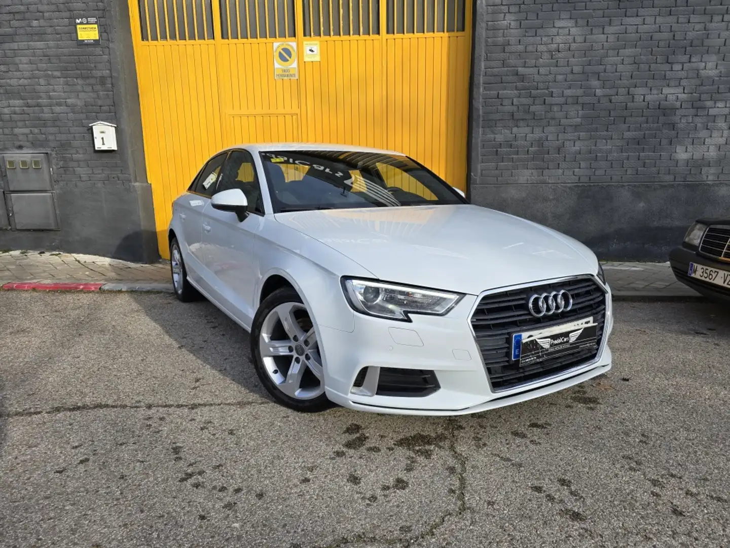 Audi A3 Sedán 1.6TDI Sport Edition 85kW Blanc - 2