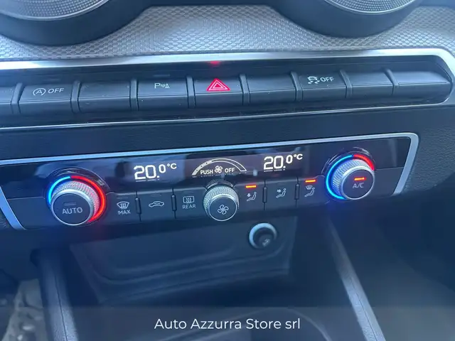 Audi Q2 view 11