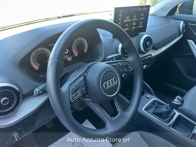 Audi Q2 view 7