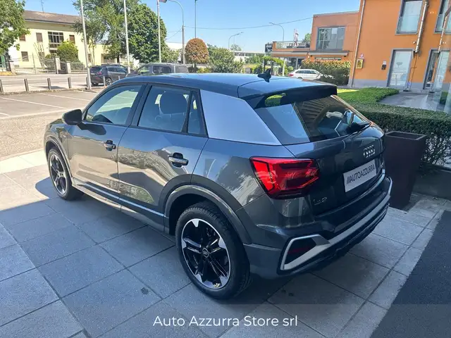 Audi Q2 view 3