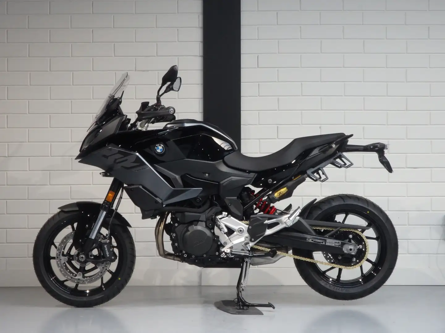 BMW F 900 XR | Schakelassistent Pro | Rijmodi Pro U rijdt deze Zwart - 2