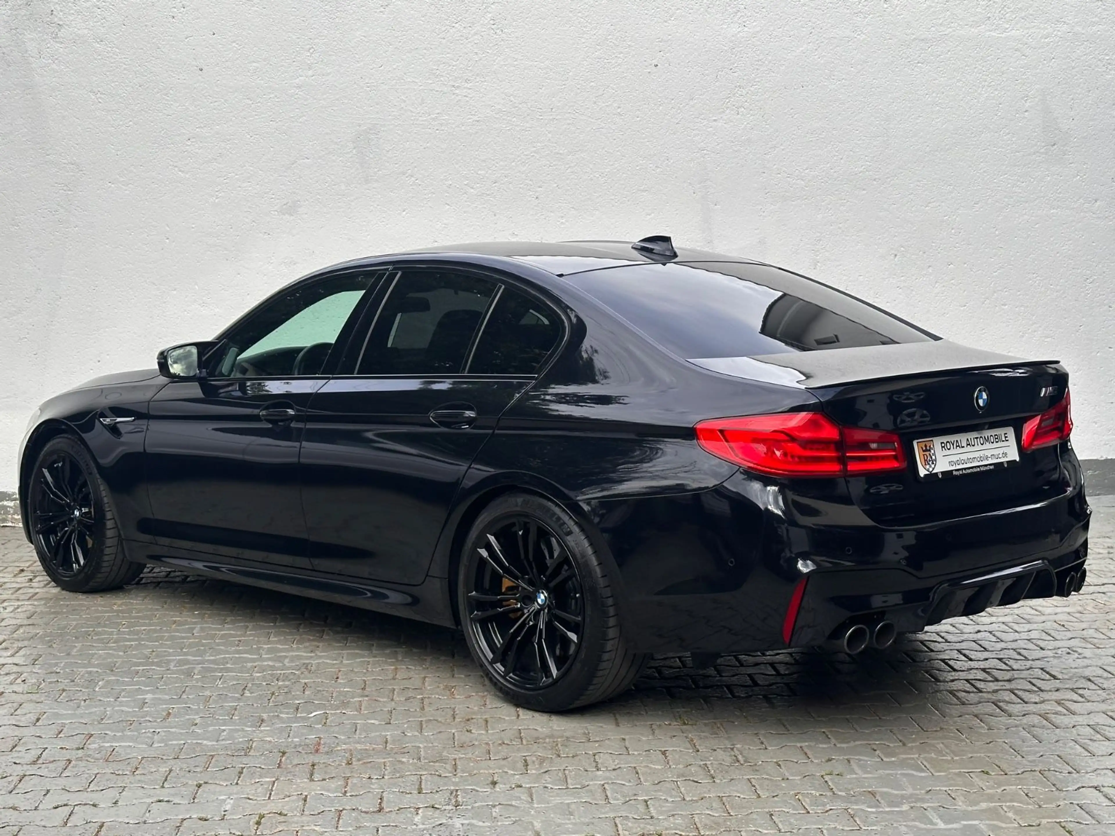 BMW M5 Limousine xDrive/SPORT-ABG/DEUTSCHES-FAHRZEUG — photo 4