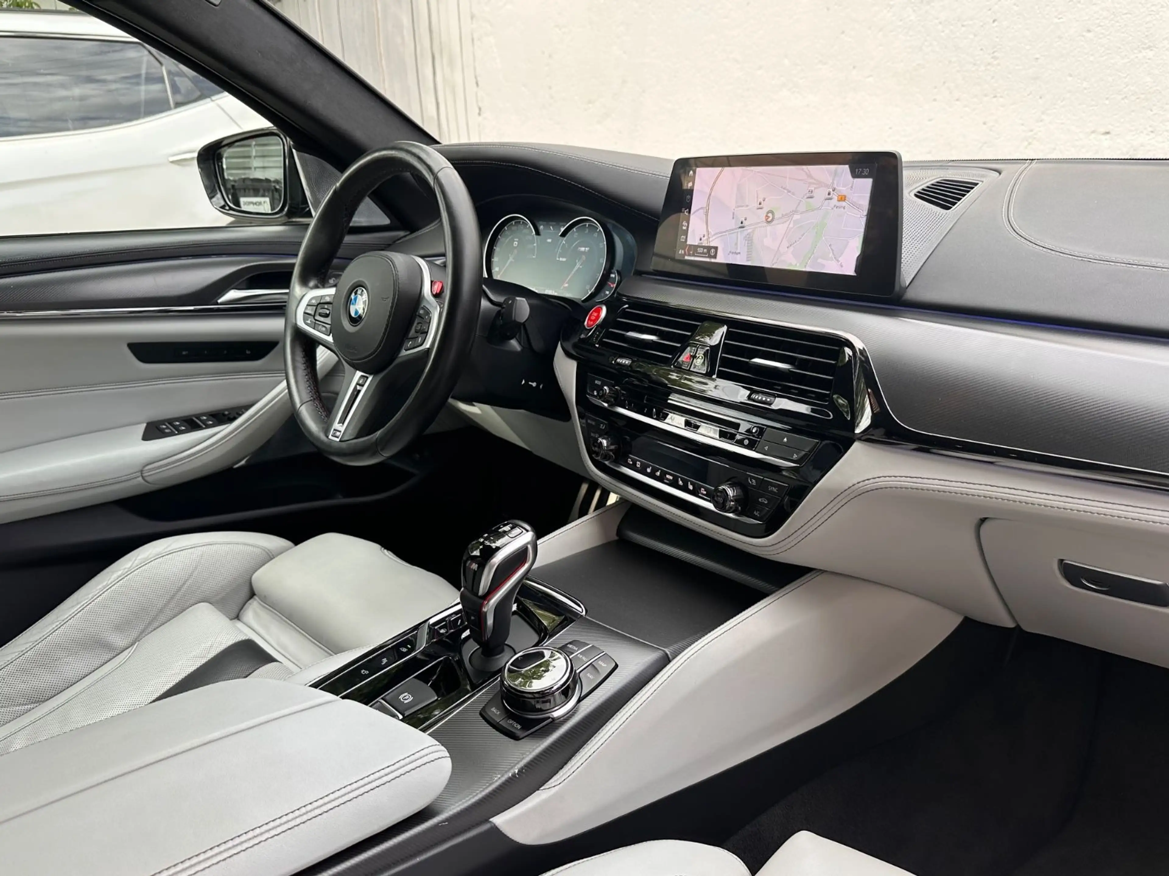 BMW M5 Limousine xDrive/SPORT-ABG/DEUTSCHES-FAHRZEUG — photo 28