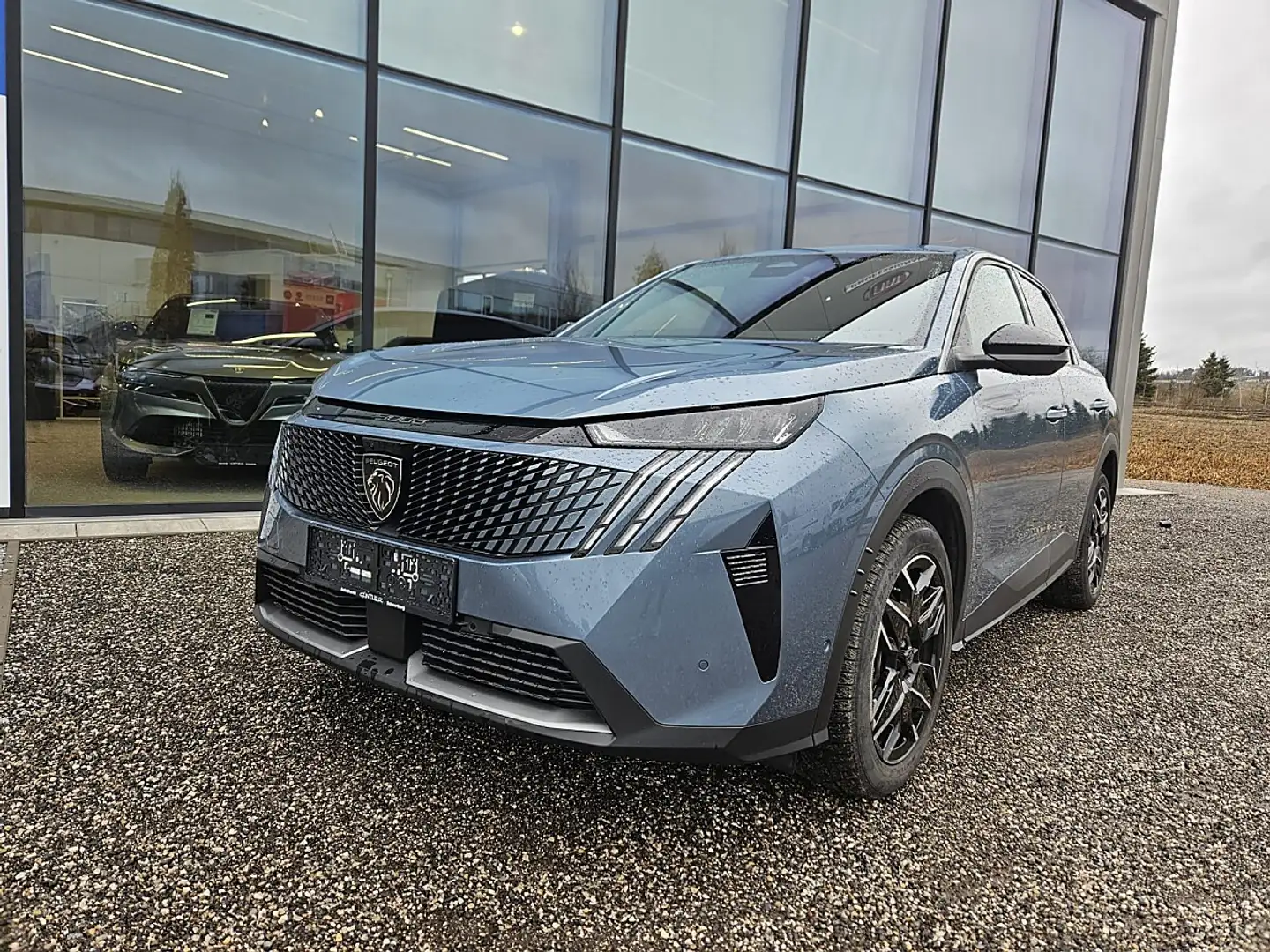 Peugeot 3008 Hybrid 145 e-DCS6 Blau - 1