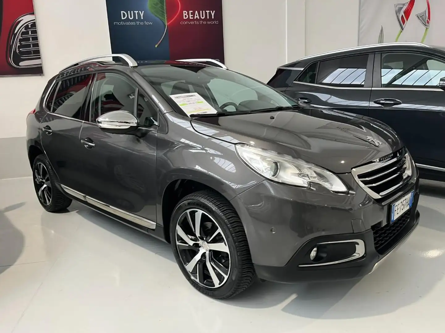 Peugeot 2008 1° serie BlueHDi 100 Allure pagabile  in contanti Gris - 1