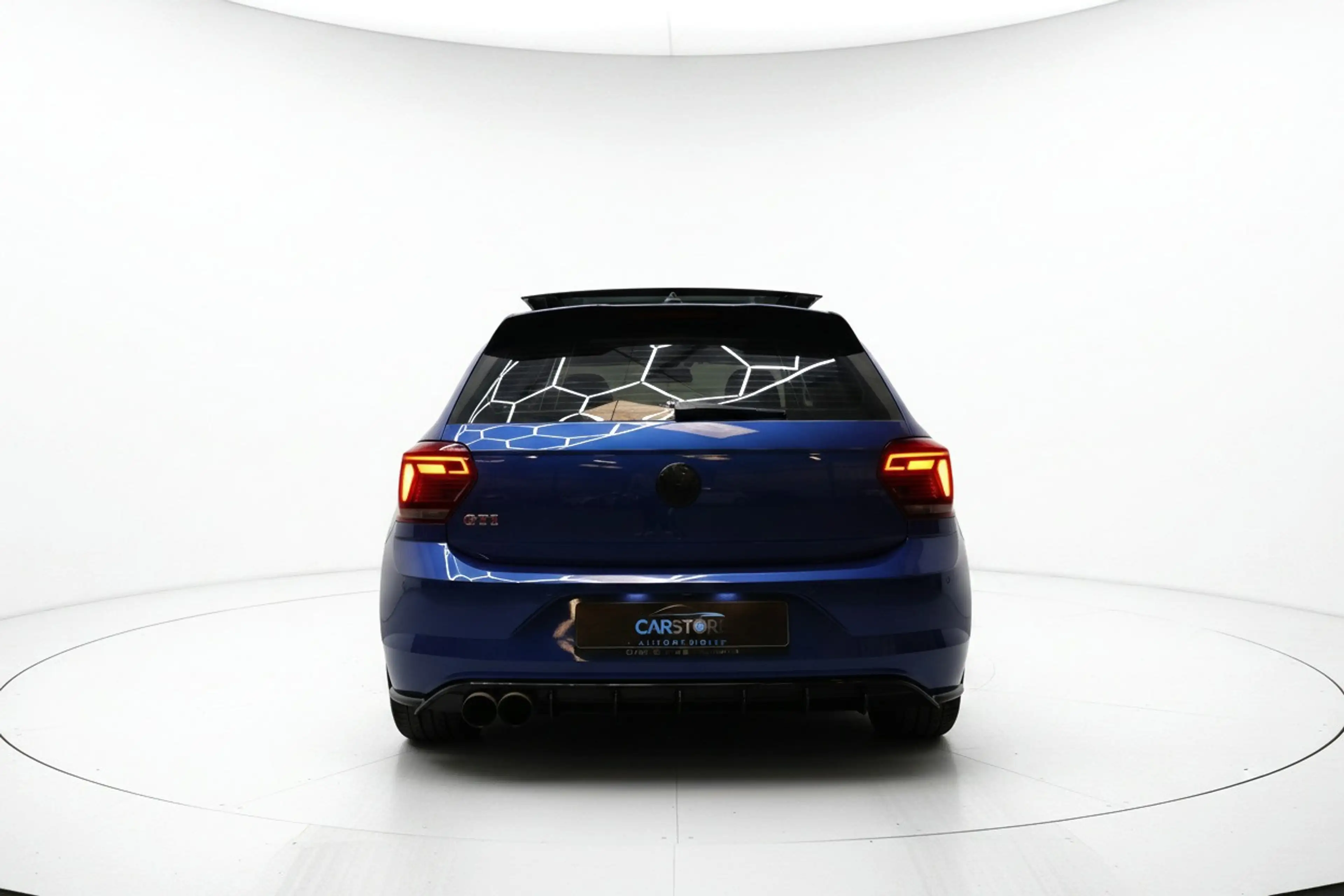 Volkswagen Polo GTI 2.0 TSI PANO VIRTUAL CAMERA ACC CARPLAY — photo 7