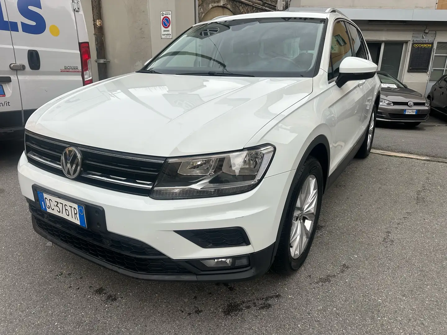 Volkswagen Tiguan 2.0 TDI Business 150CV DSG Bianco - 1