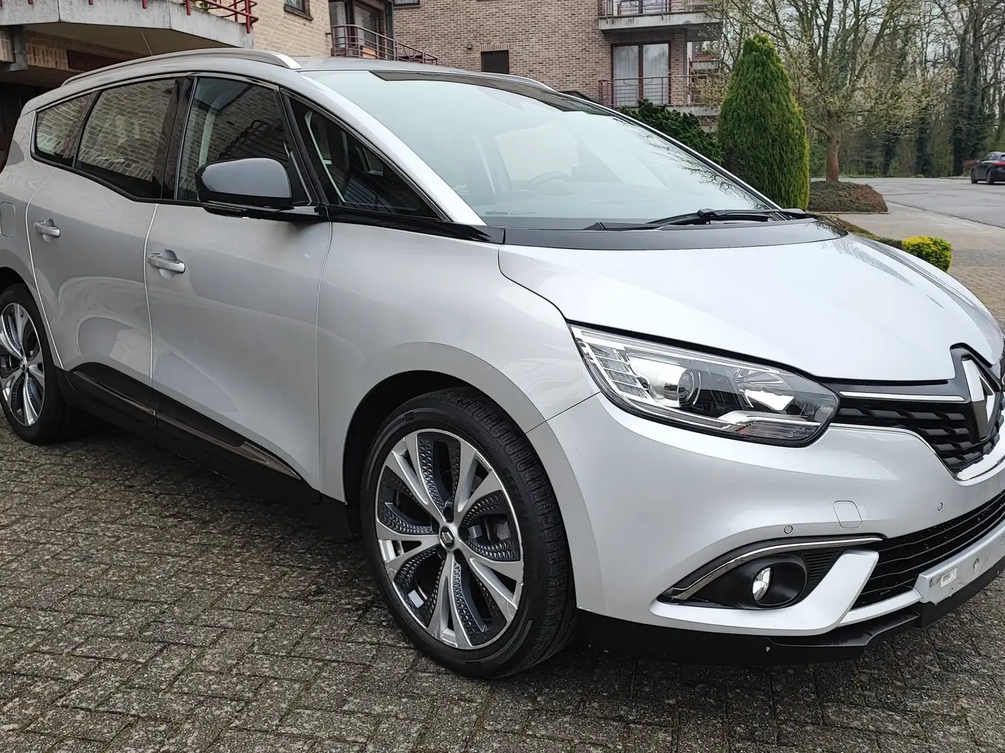 Renault Grand Scenic 1.5 dCi Energy Life 7pl. Silver - 2