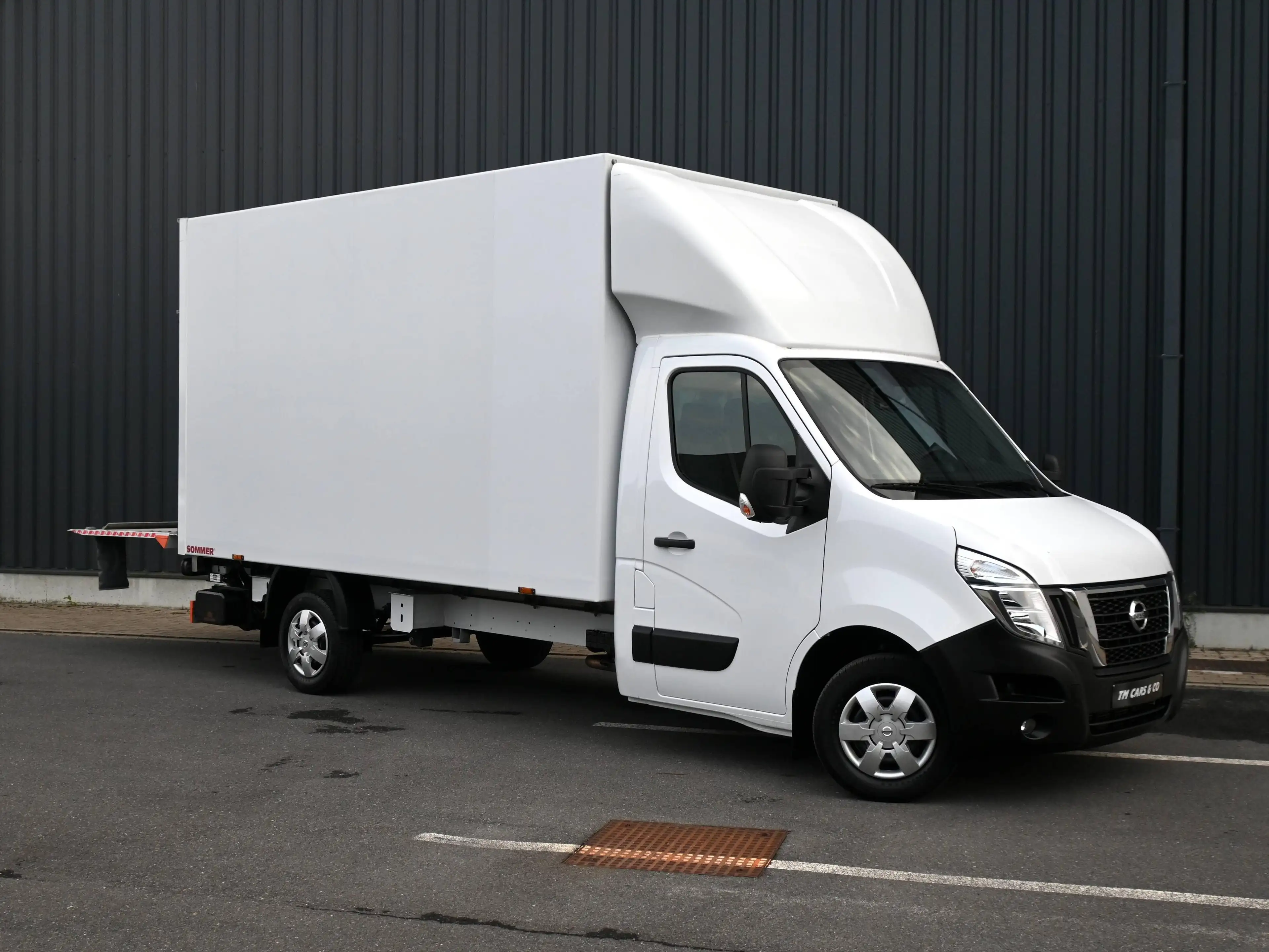 Renault Master Nissan Interstar 2.3Dci 163PK Meubelbak + laadklep Kist Lift