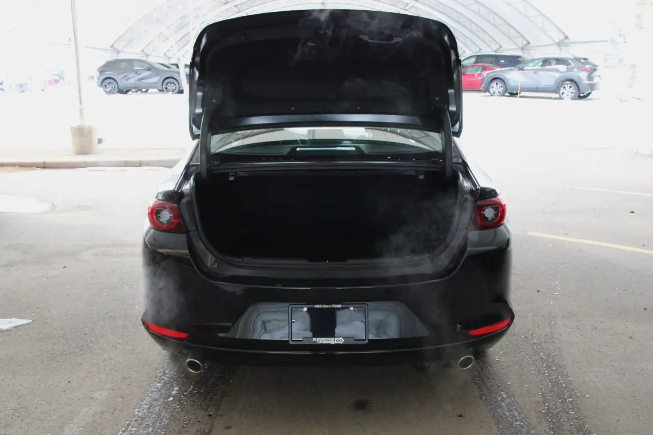 Mazda 3 снимка Mazda 3