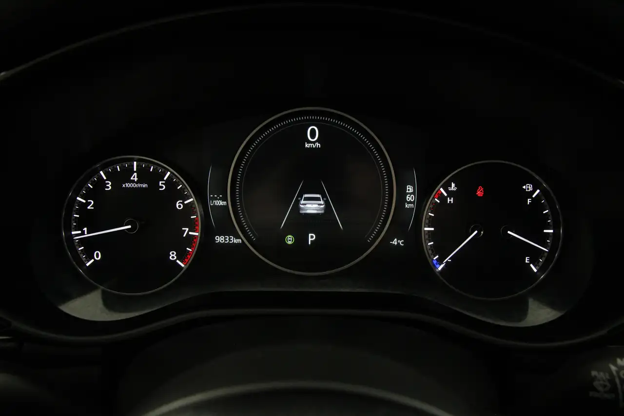 Mazda 3 снимка Mazda 3