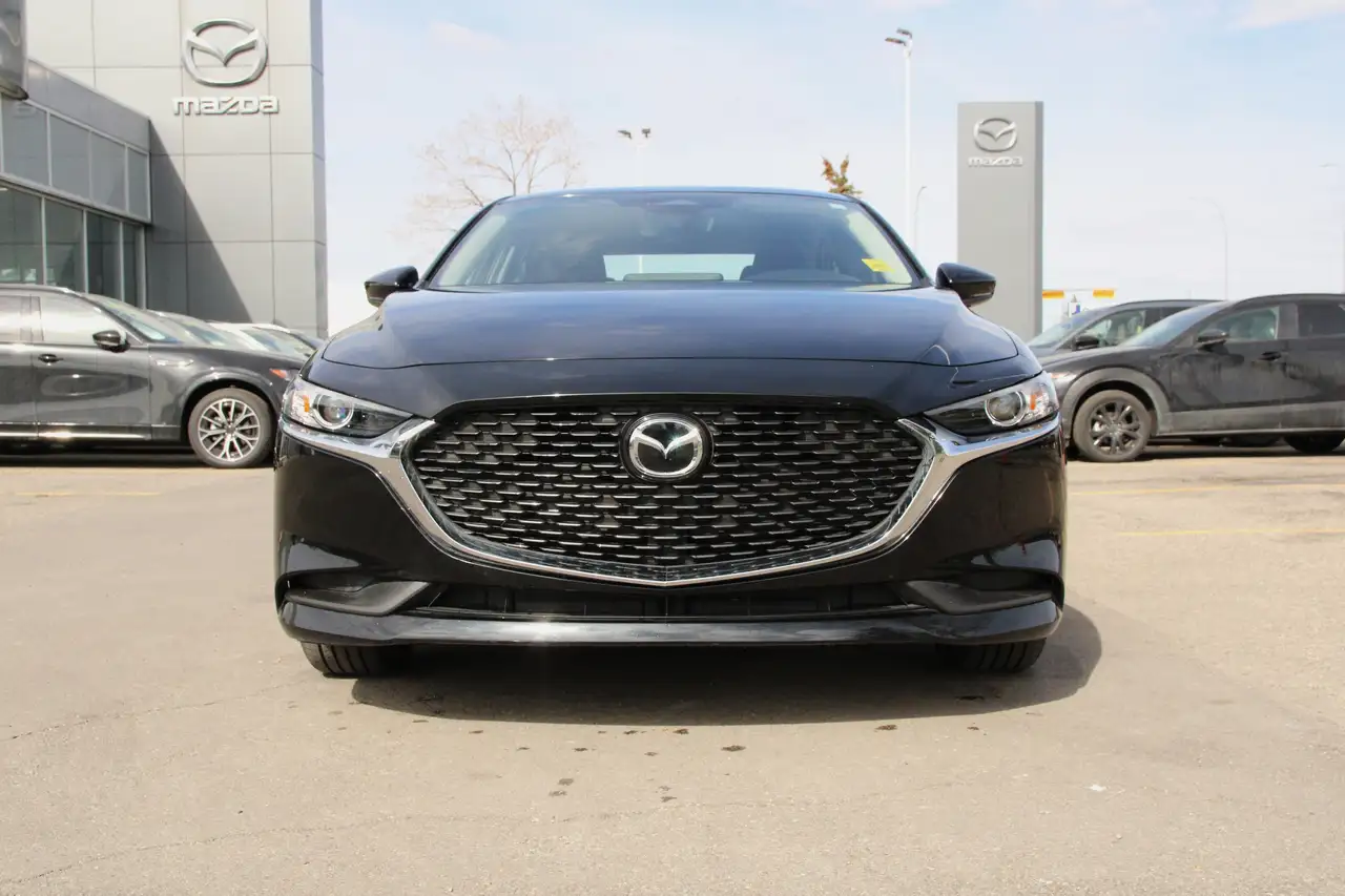 Mazda 3 снимка Mazda 3