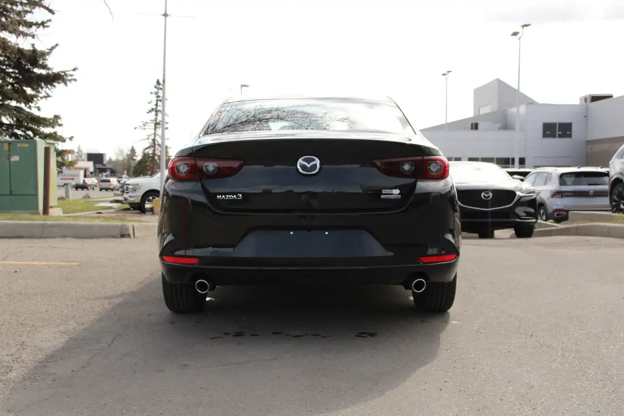 Mazda 3 снимка Mazda 3