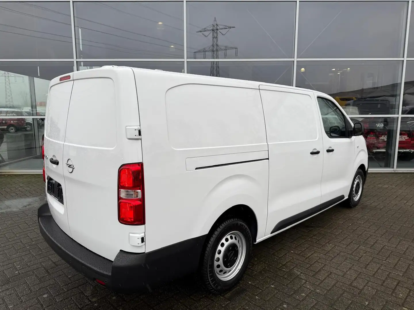 Opel Vivaro 2.0 Diesel 145 L3 BPM VRIJ Wit - 2