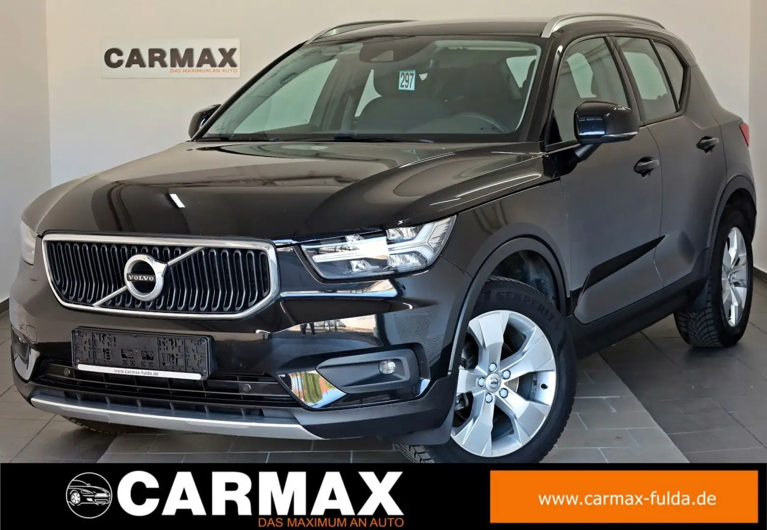 Volvo XC40 Momentum Pro,Navi,LED,DAB, Unfallfrei! Schwarz - 1