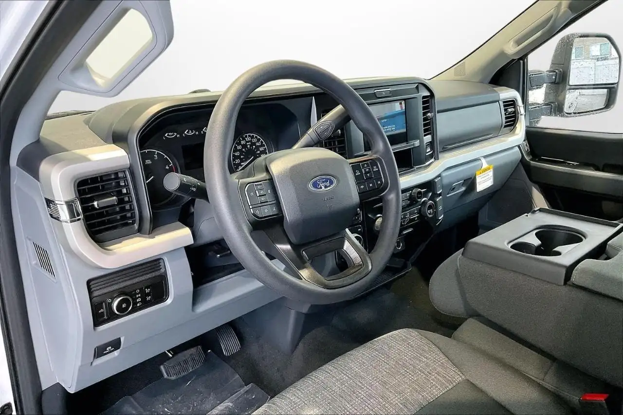 Ford F 350 снимка Ford F 350
