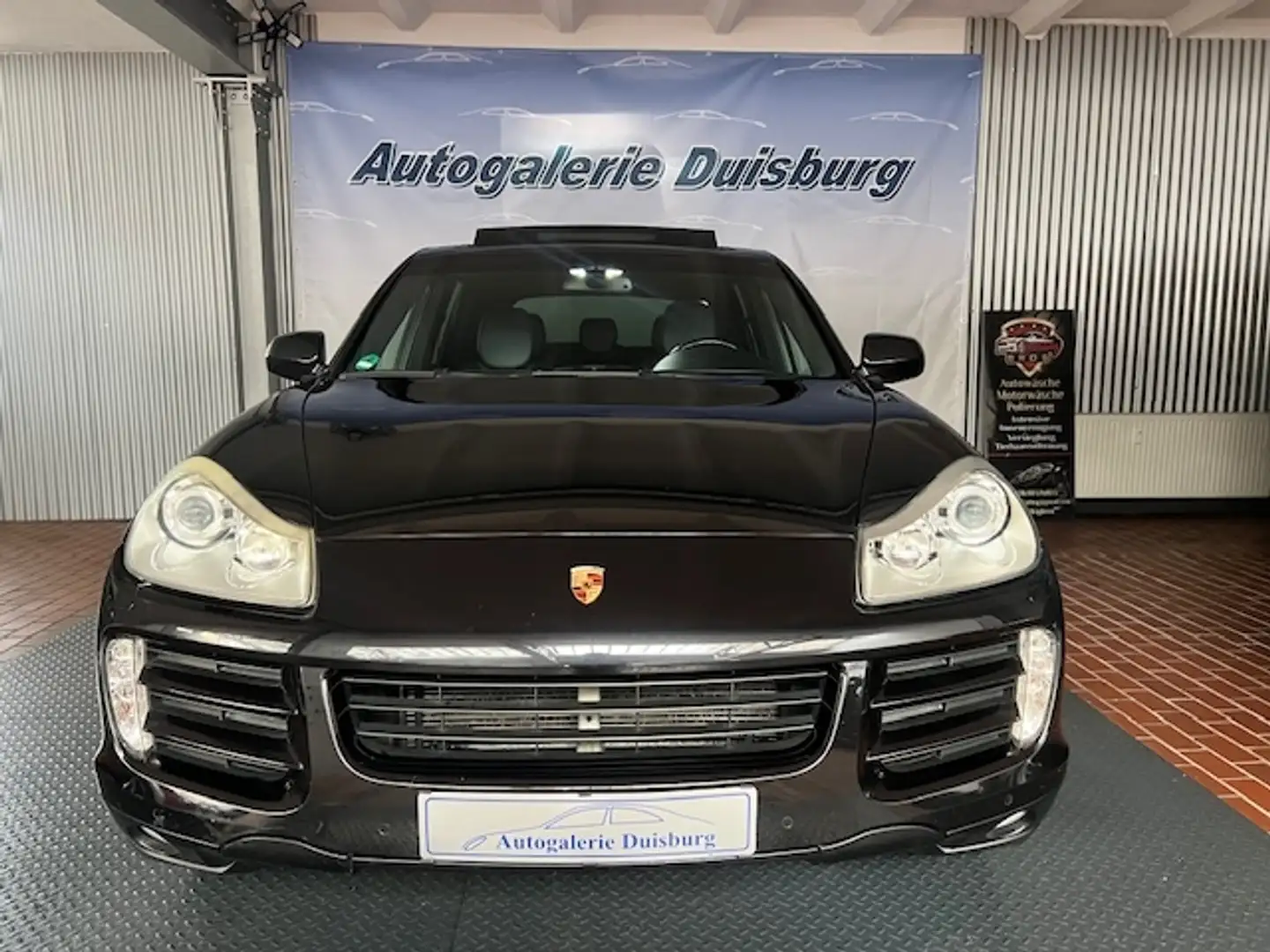 Porsche Cayenne S Pano AHK Kamera AD Memory e-Sitze Bi-Xenon Luft Schwarz - 2