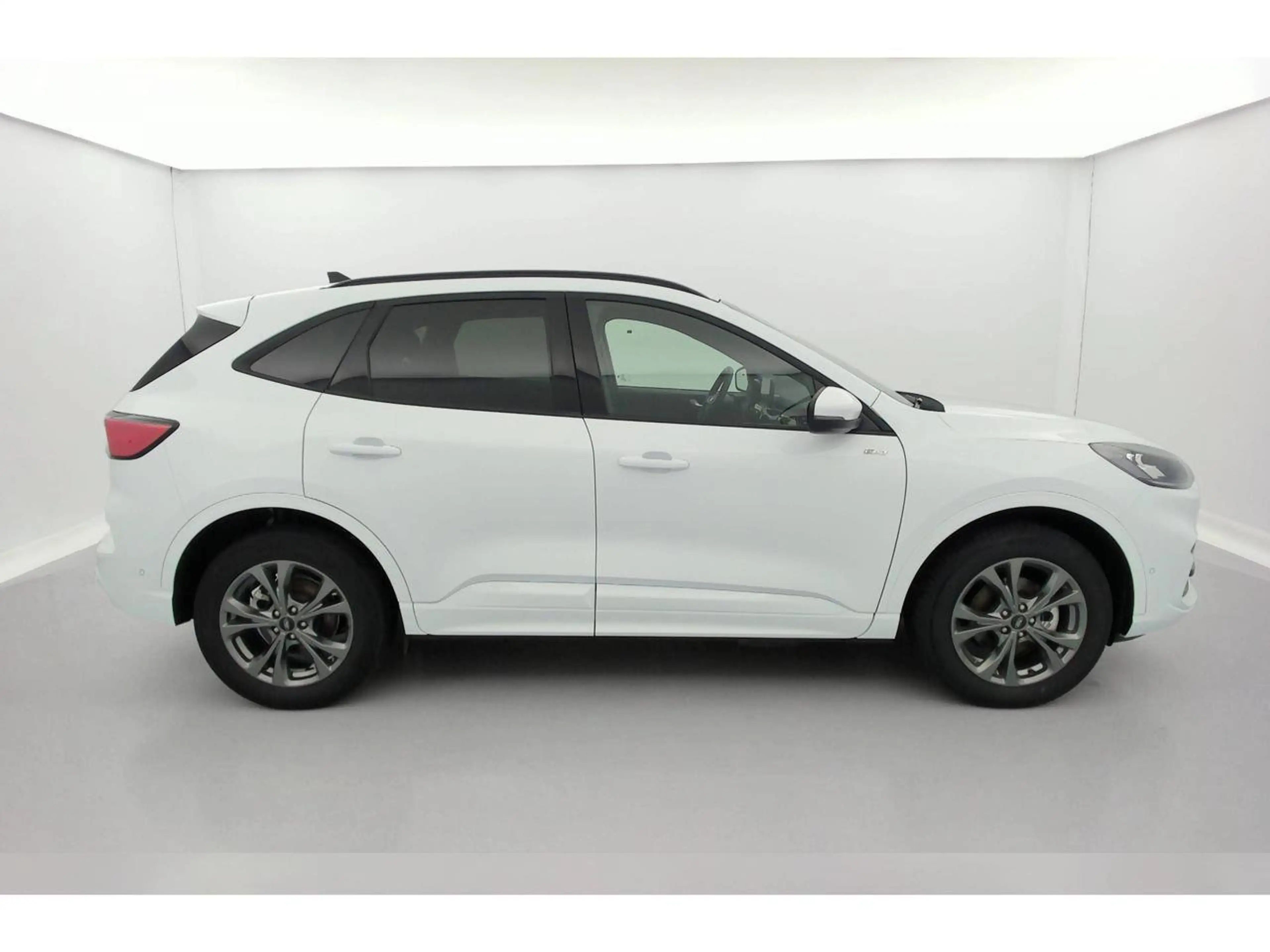 Ford Kuga 2.5 EcoBoost FWD FHEV ST-Line X DEMO — photo 9