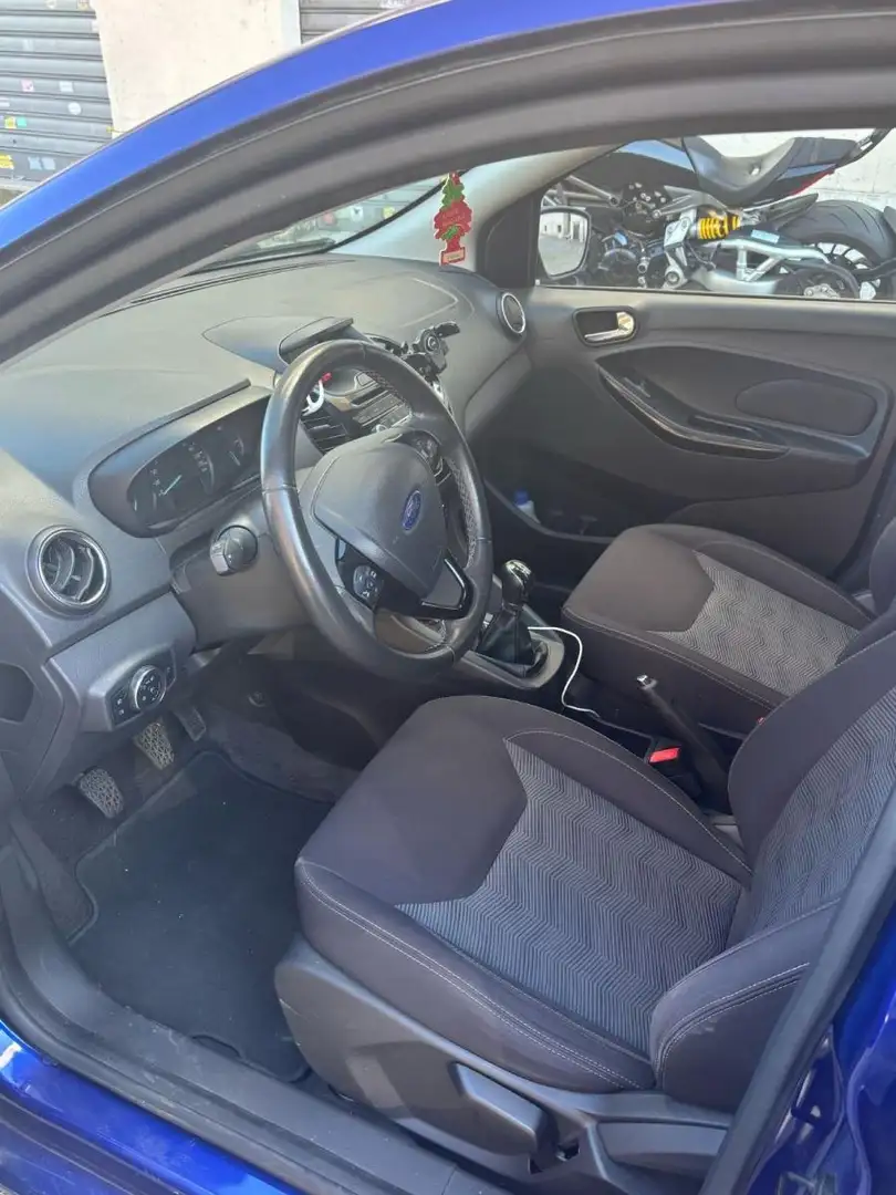 Ford Ka/Ka+ Ka+ 1.2 Ti-VCT 85 CV Ultimate Color Bleu - 2