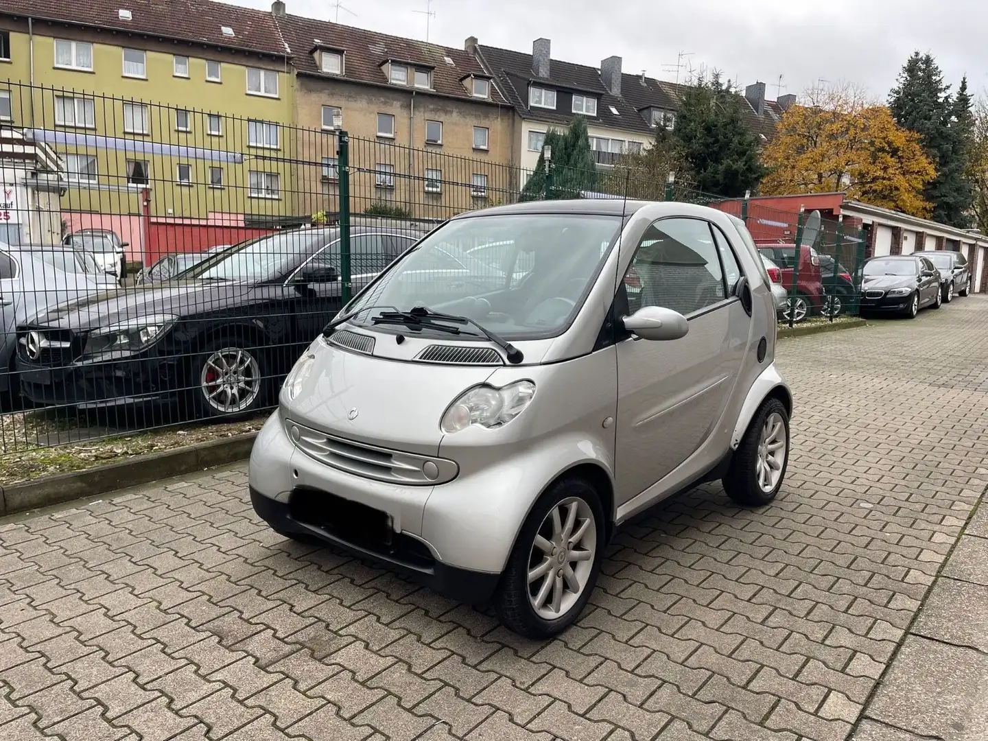 smart forTwo fortwo coupe Basis TÜV NEU Zilver - 1
