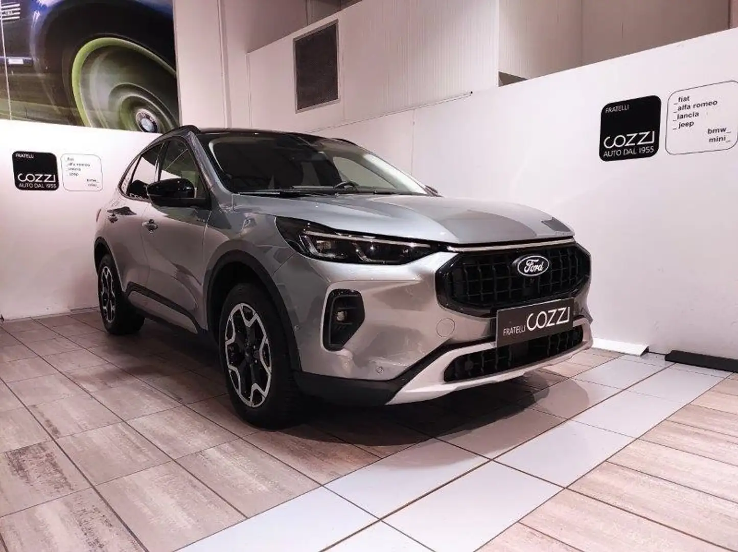 Ford Kuga 3ª serie - Kuga 2.5 Full Hybrid 180 CV CVT 2WD Act Grau - 1