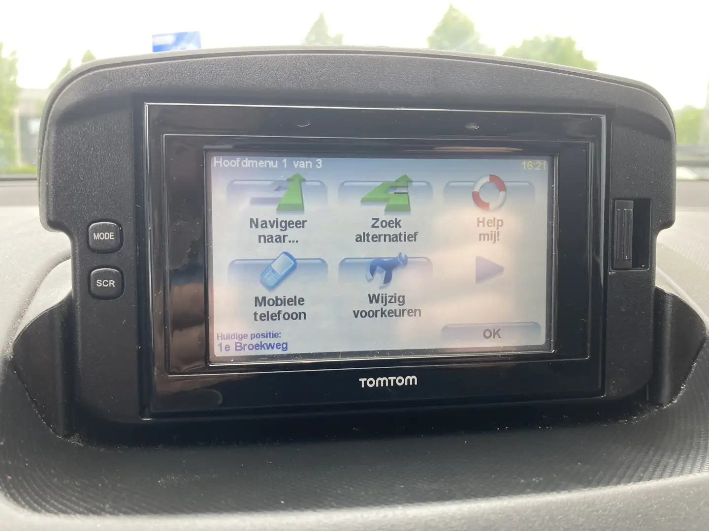 Toyota Aygo 1.0-12V Comfort Navigator Navigatie | Airco Gris - 2
