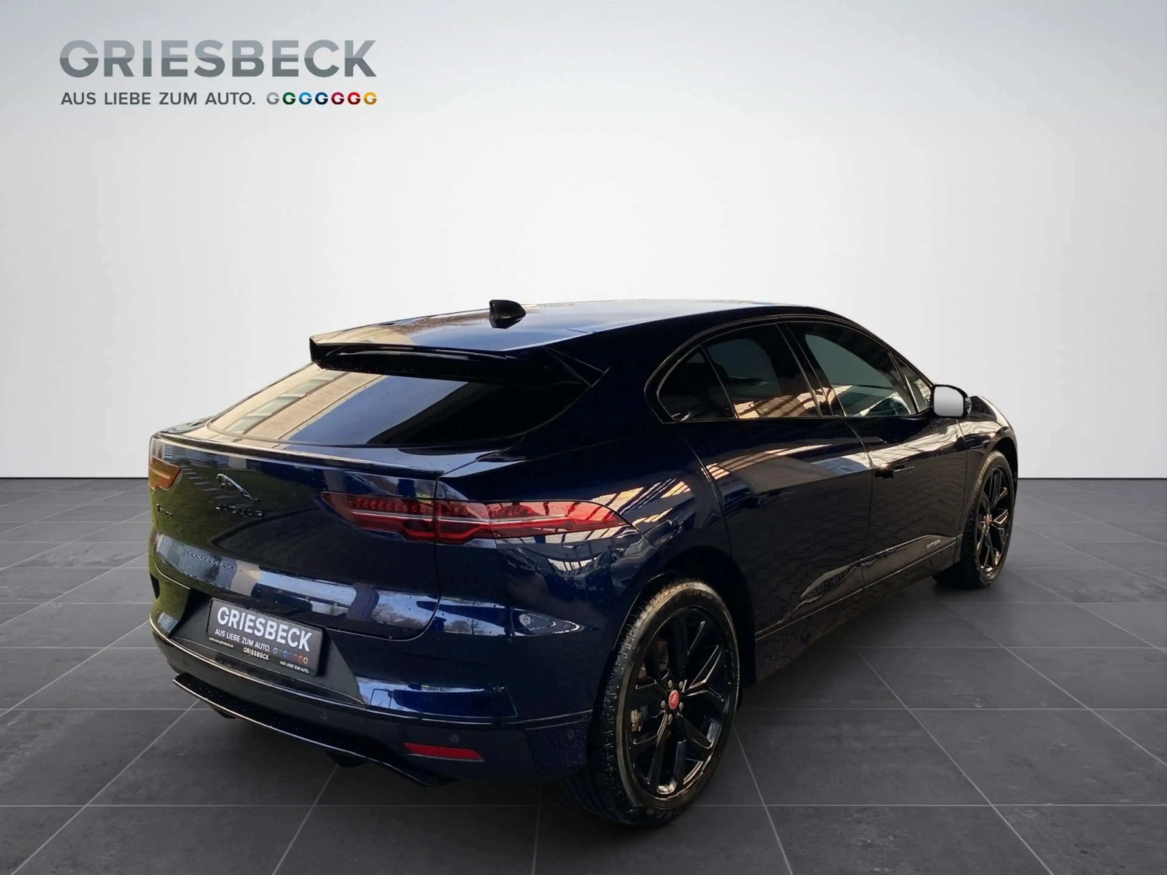 Jaguar I-Pace EV400 S AWD*HUD*LED*AHK*WinterP*20'' — photo 5