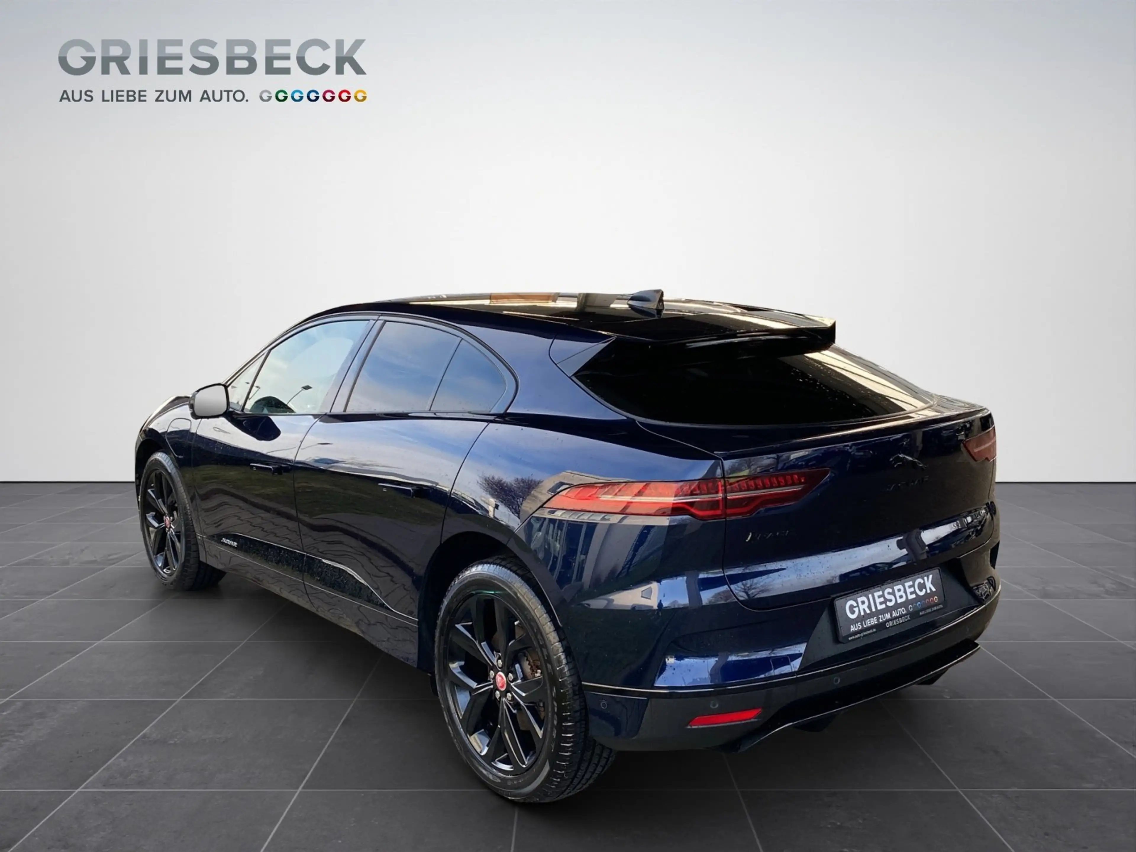 Jaguar I-Pace EV400 S AWD*HUD*LED*AHK*WinterP*20'' — photo 3