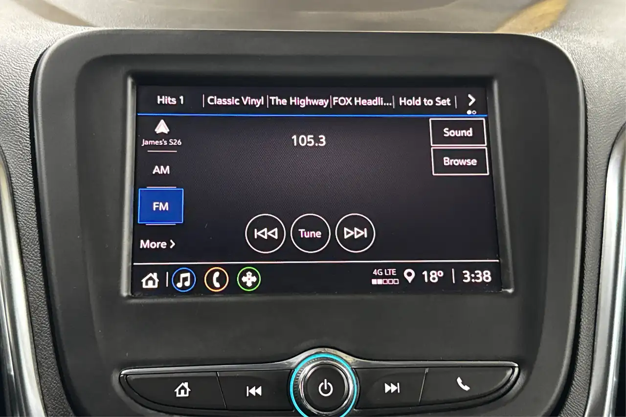 Chevrolet Equinox photo Chevrolet Equinox