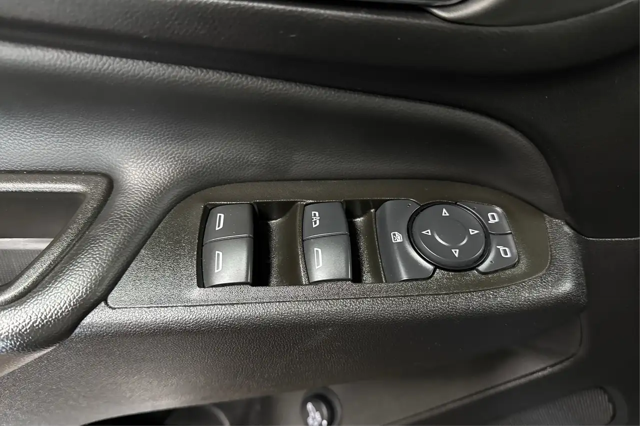 Chevrolet Equinox photo Chevrolet Equinox