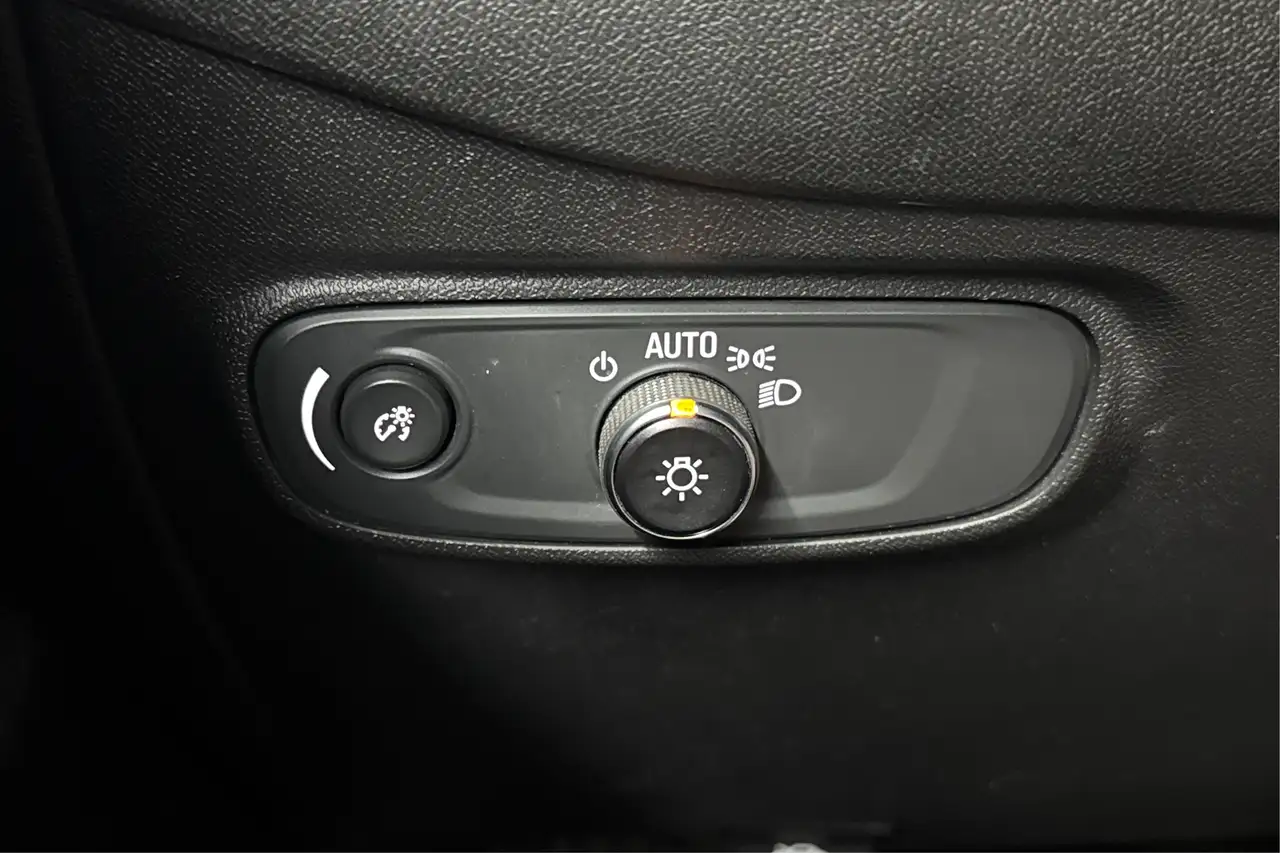 Chevrolet Equinox photo Chevrolet Equinox