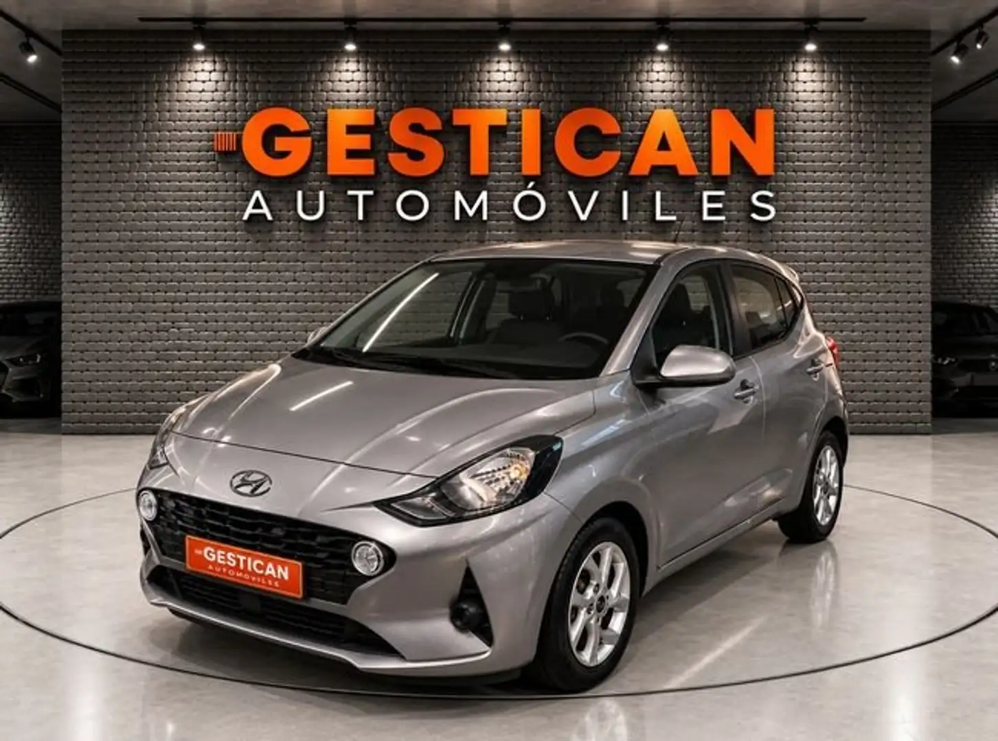 Hyundai i10 1.0 Klass AT Gris - 1