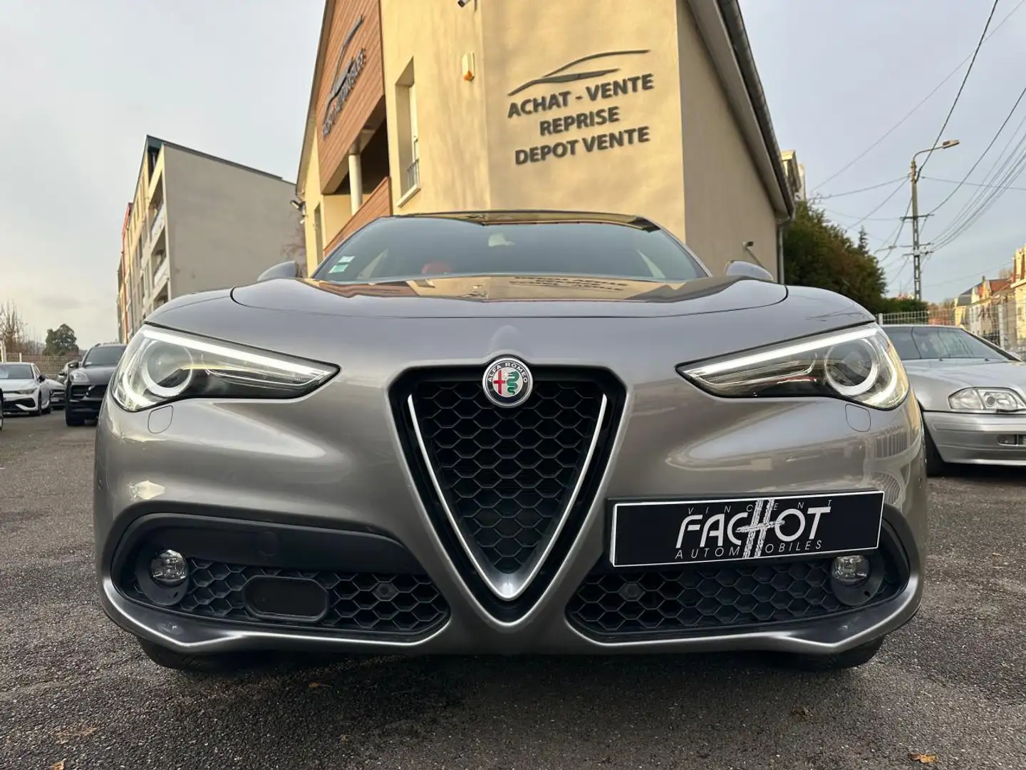 Alfa Romeo Stelvio Stelvio 2.2 D - 180 - BVA  Sport Edition Q4 PHASE  Grey - 2