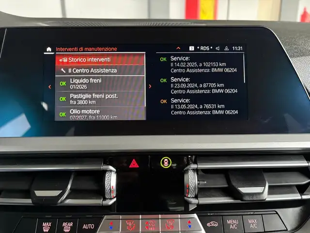 BMW 3 Series view 15