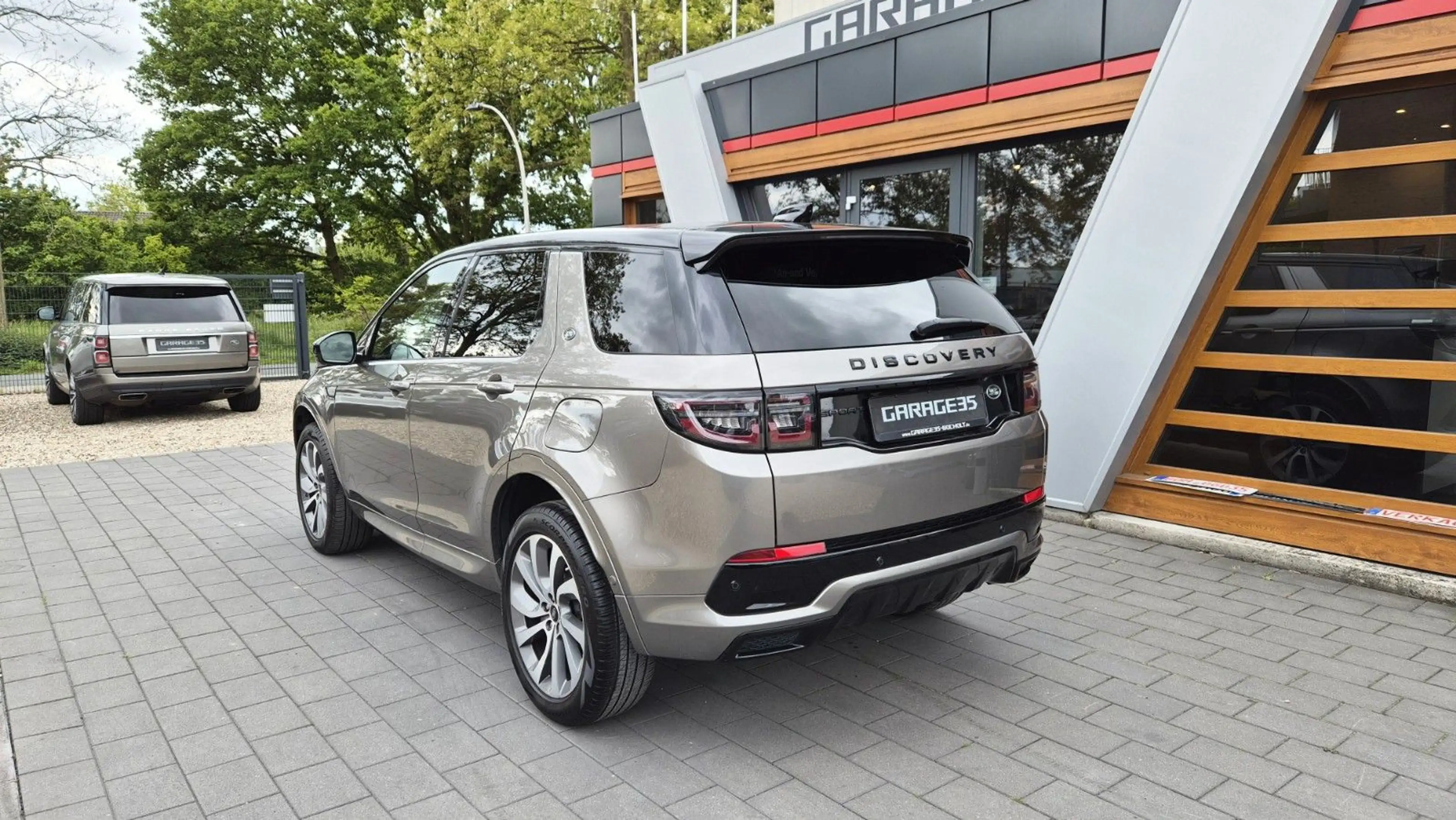 Land Rover Discovery Sport Hybrid SE AWD P300R Dynamic/PANO — photo 6