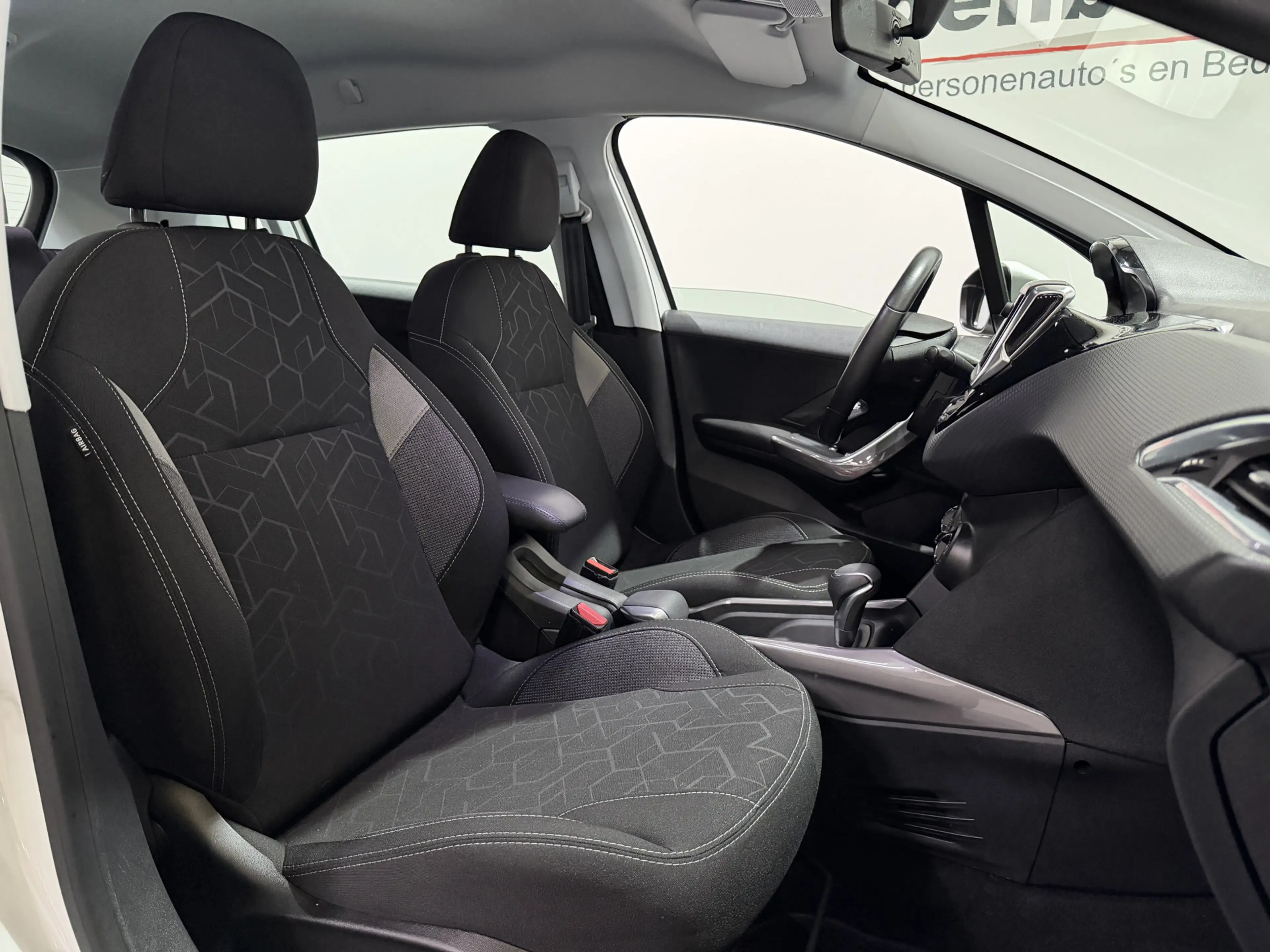 Peugeot 2008 1.2 PureTech Blue Lion - Automaat - Navi / CarPlay — photo 22