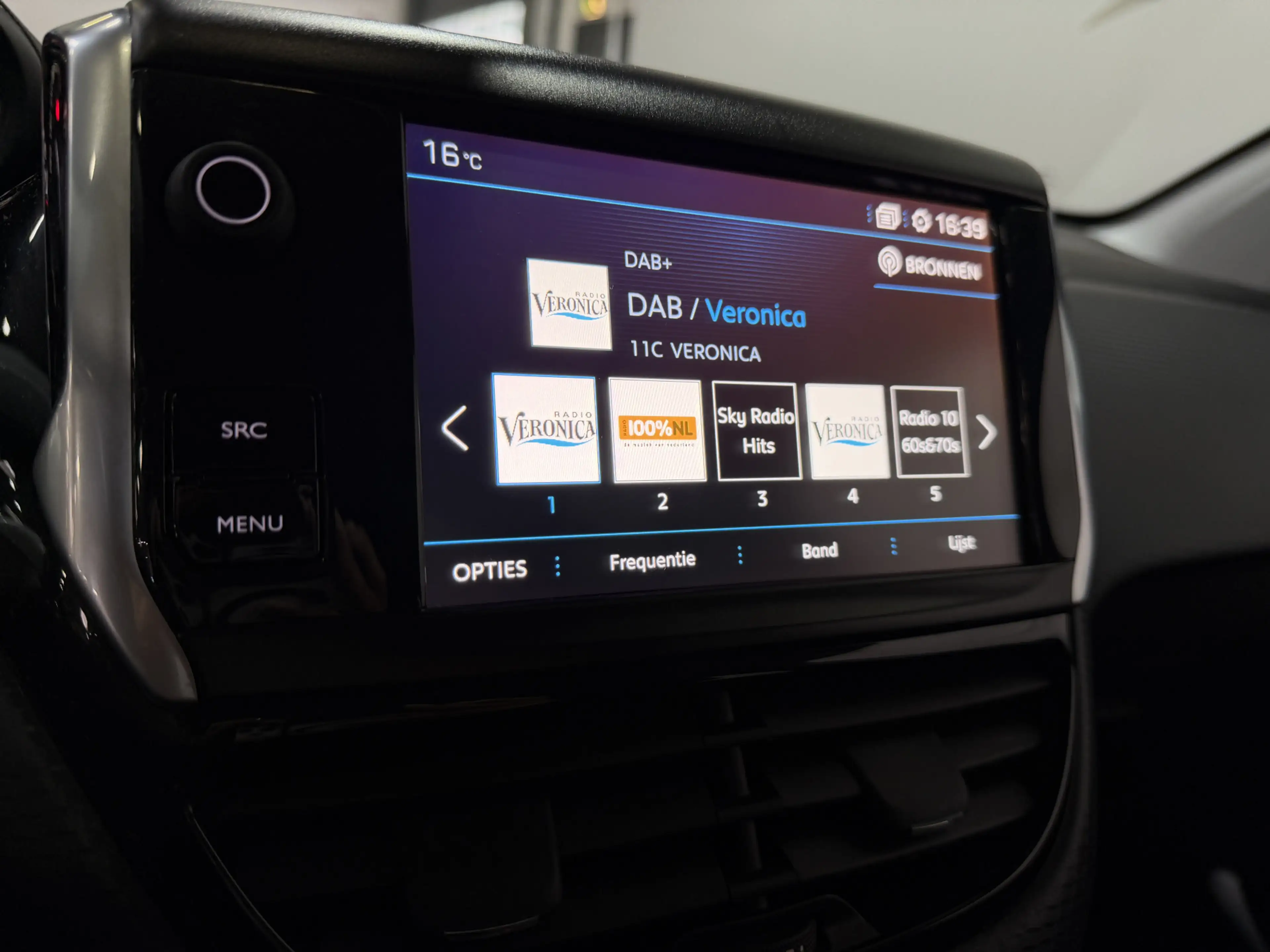 Peugeot 2008 1.2 PureTech Blue Lion - Automaat - Navi / CarPlay — photo 19