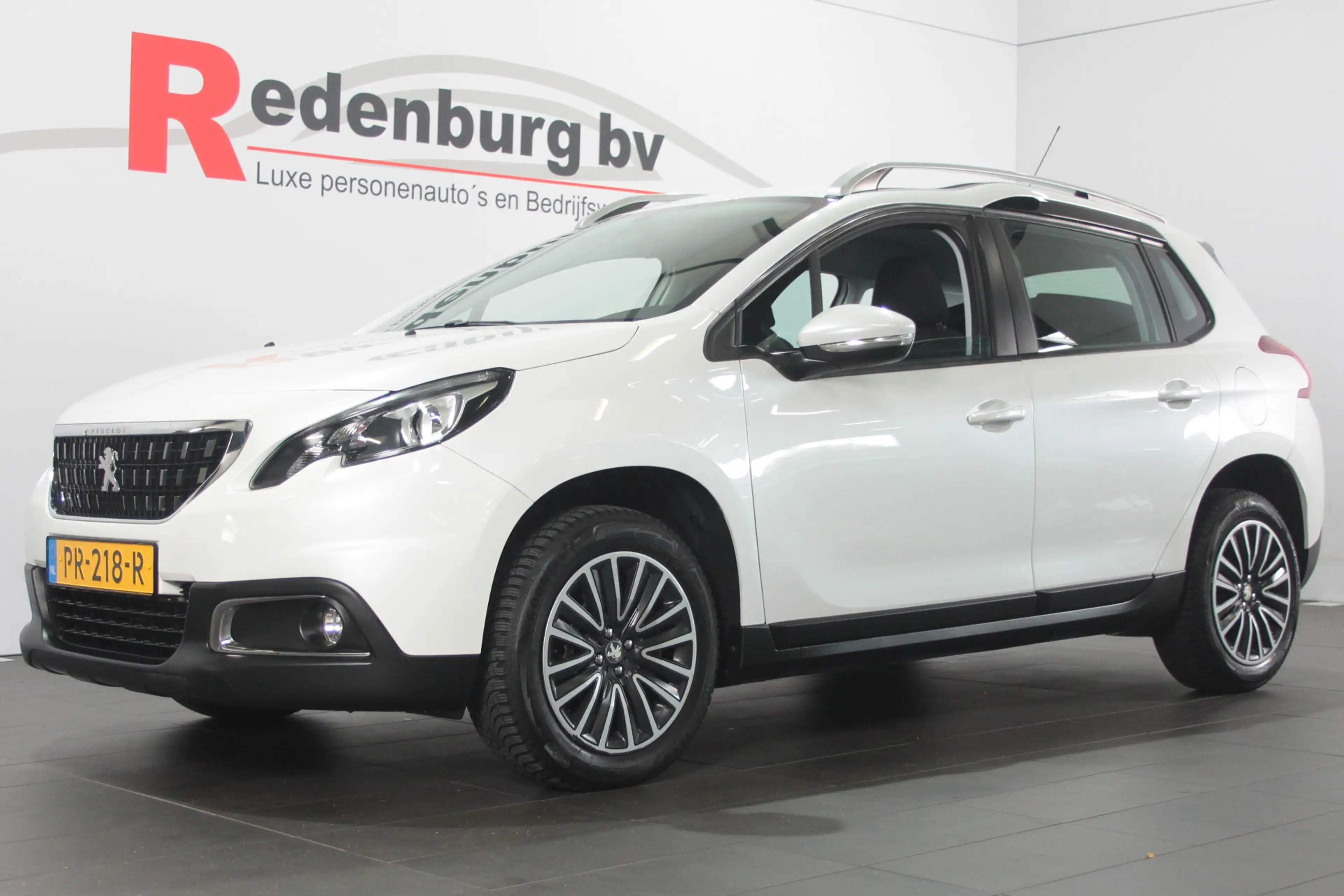 Peugeot 2008 1.2 PureTech Blue Lion - Automaat - Navi / CarPlay — photo 29