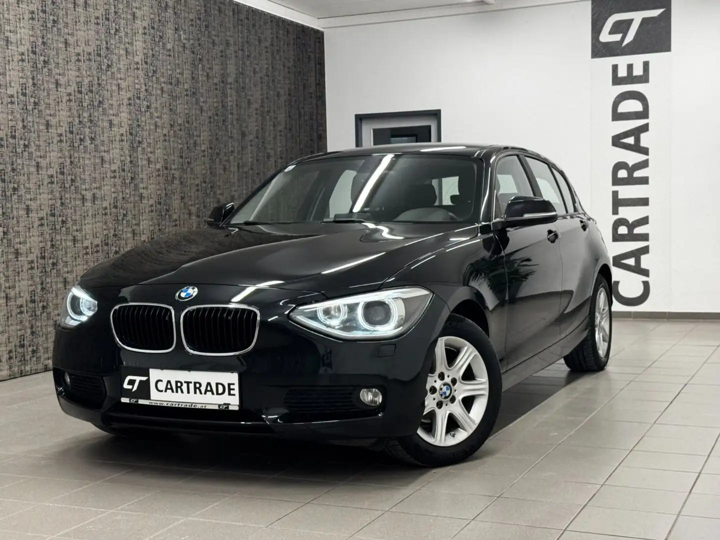 BMW 114 d Schwarz - 1