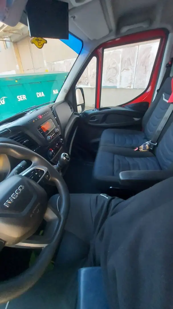 Iveco Daily 35c 140 Piros - 2