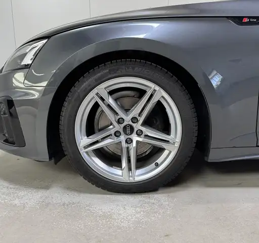 Audi A5 view 7