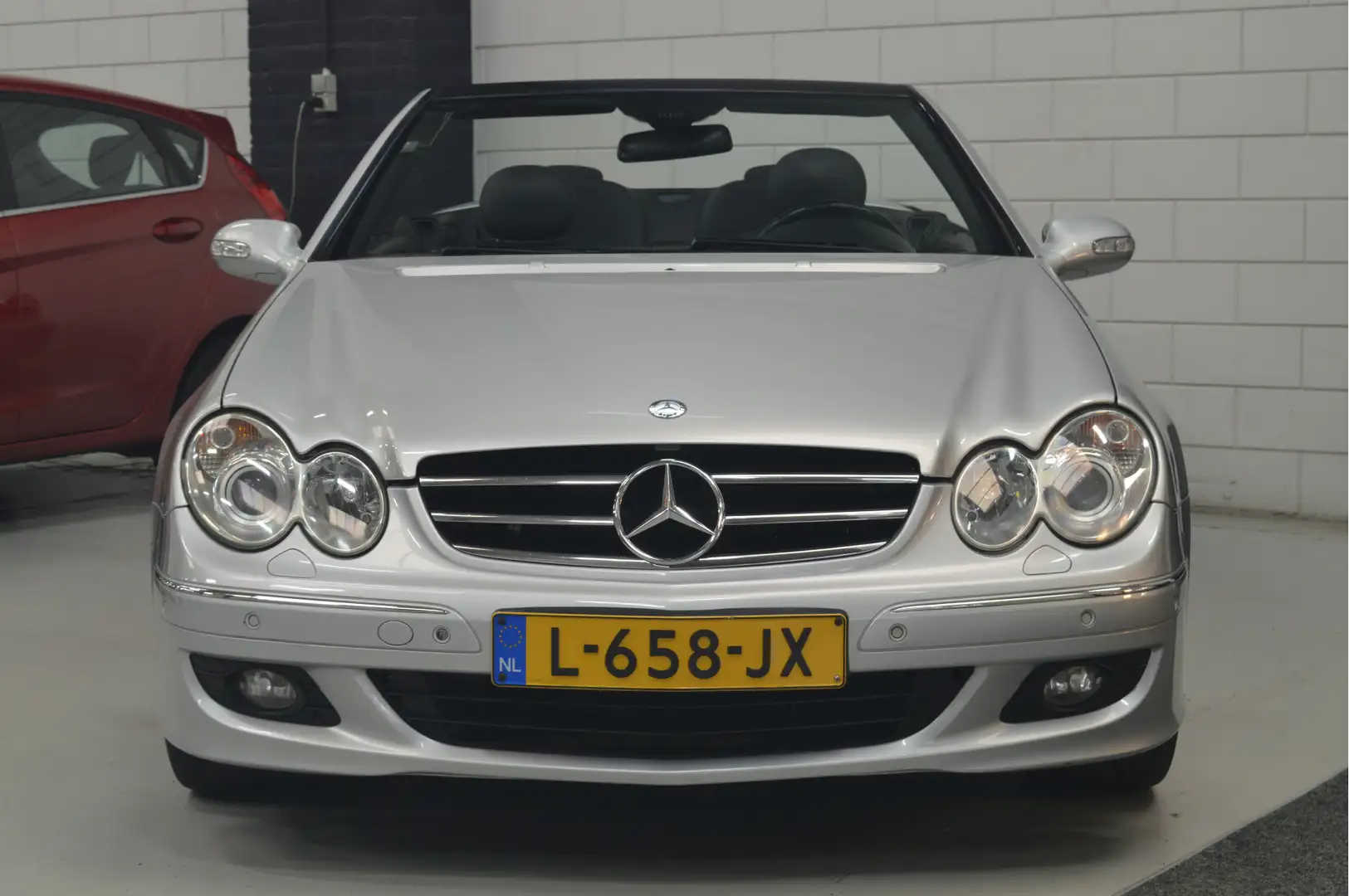 Mercedes-Benz CLK 280 Cabrio Avantgarde // LEDER // CARPLAY // CRUISE // Gris - 2