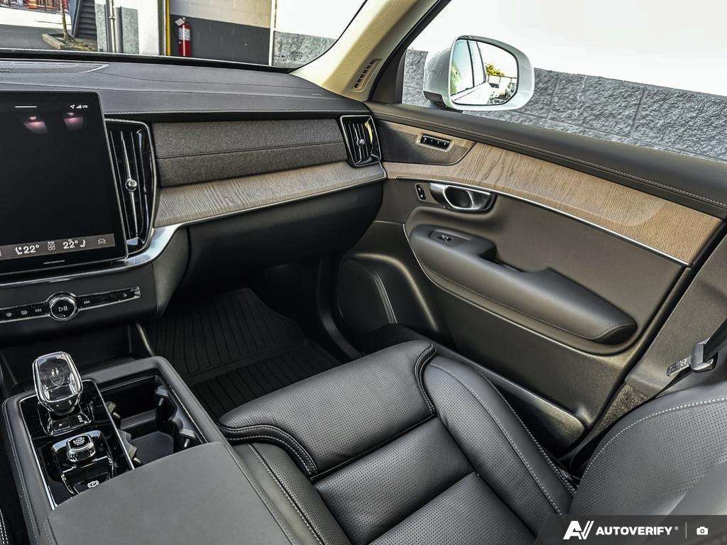 2026 Volvo XC90 B6 AWD Ultra Bright Theme 6-Seater thumb 25