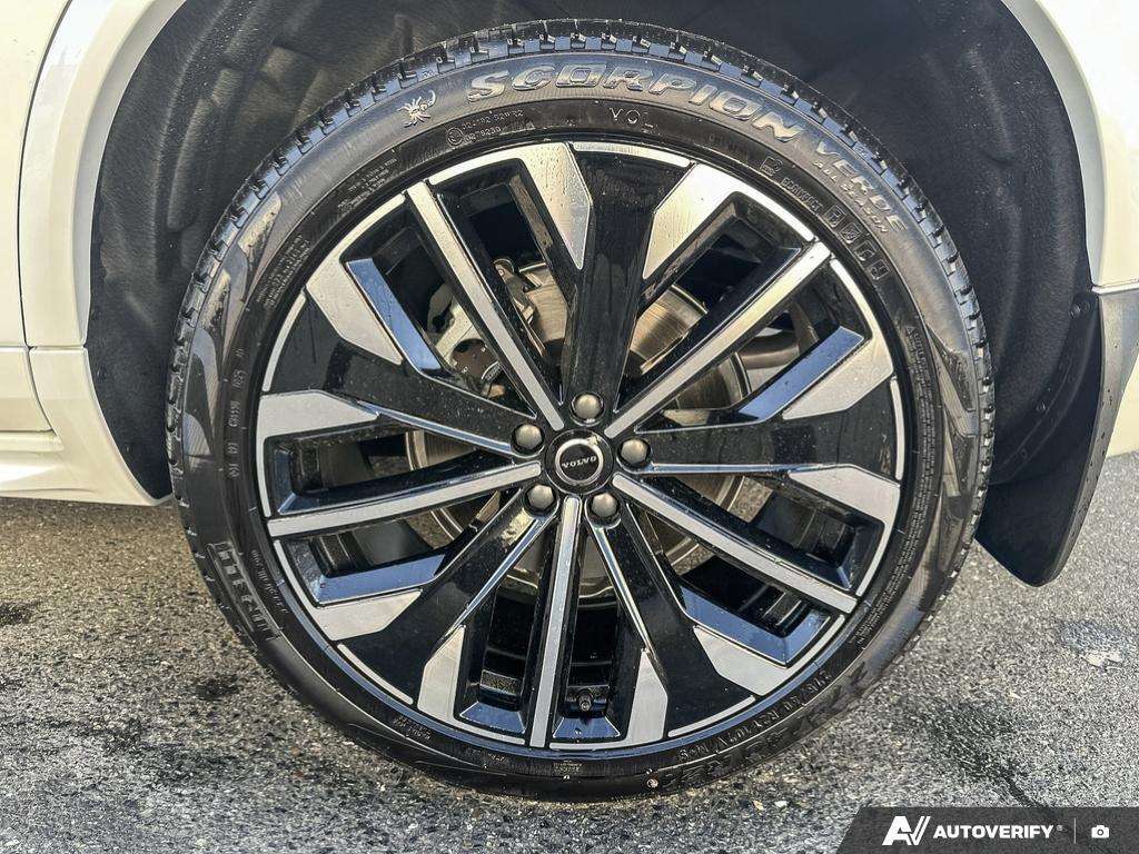 2026 Volvo XC90 B6 AWD Ultra Bright Theme 6-Seater thumb 6