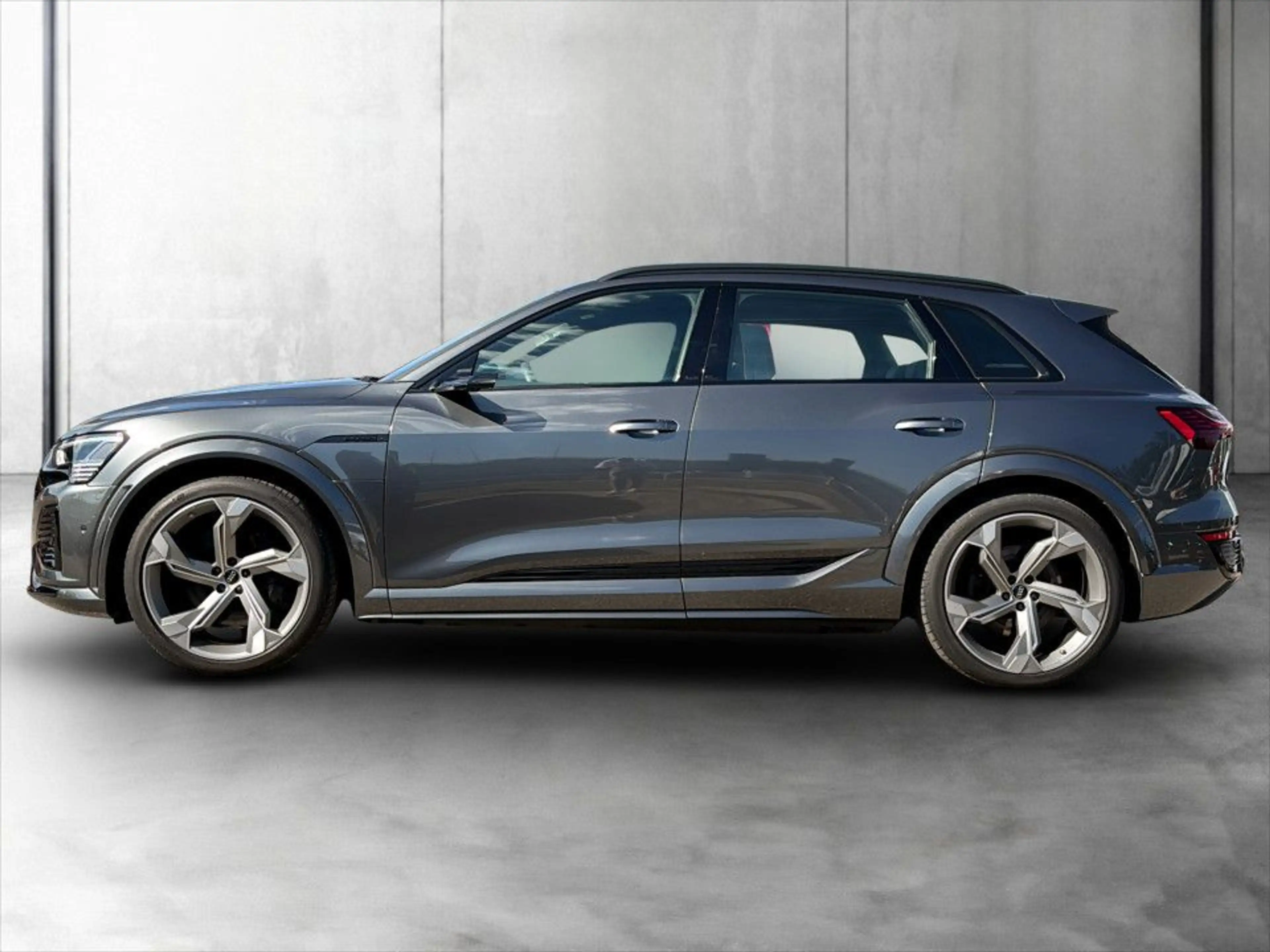 Audi SQ8 e-tron quattro MATRIX+AHK+Luft+BALD VERFÜGBAR — photo 5