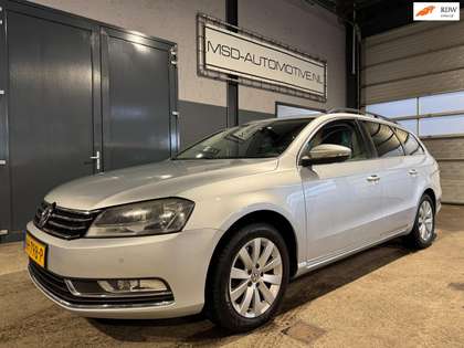 Volkswagen Passat Variant 1.4 TSI Highline BlueMotion Navigatie Trekhaak